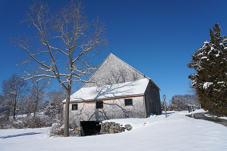 Cox Studio Barn in Snow